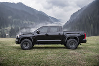 https://serenity-foxfactory.asset.akeneo.cloud/fox_asset_family/media/Toyota_Tundra_2022_B3in_09.jpg