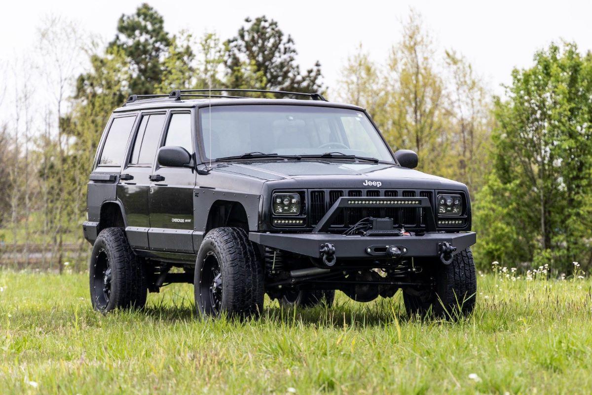 3 Inch Lift Kit | Rr Springs | V2 | Jeep Cherokee Xj 2wd/4wd (1984-2001)